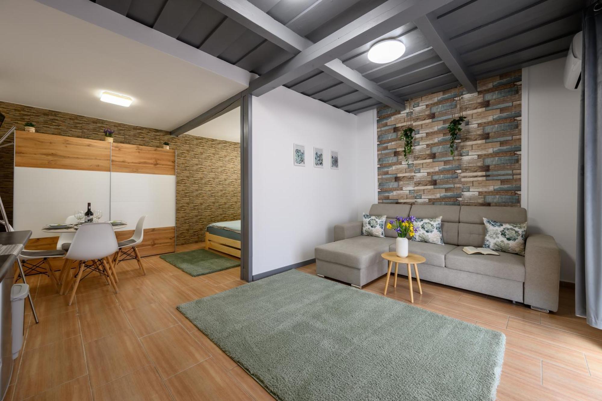 Koevirozsa Pihenohaz Otel Demjén Dış mekan fotoğraf